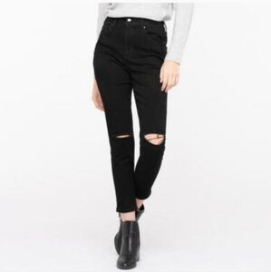 NWT Rick'is Cropped Jean